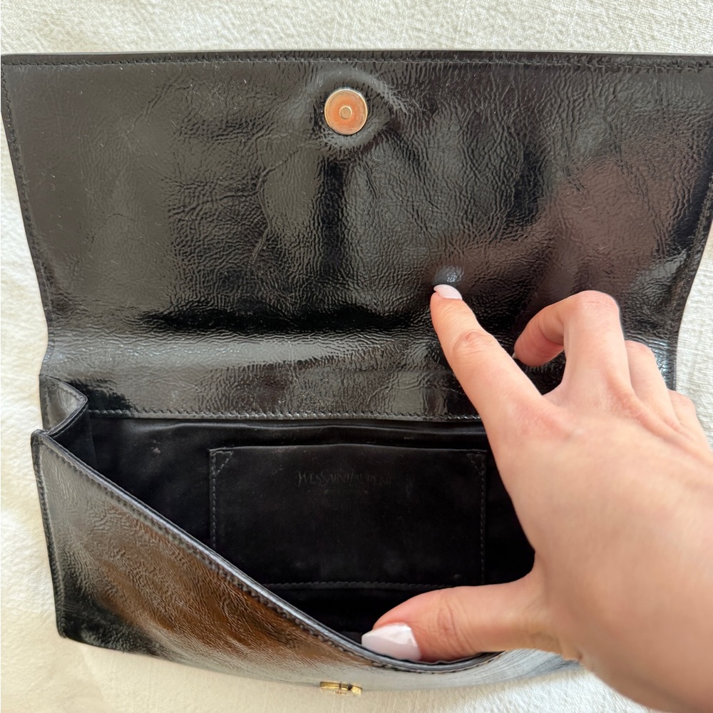 YSL - Saint Laurent Bella de Jour patent leather clutch - Picture 4 of 5